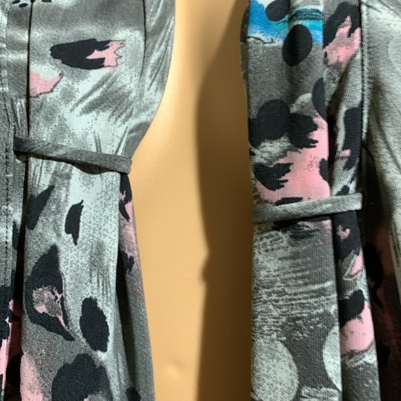 aDRESSing Woman Sweater Cardigan XL Short Animal Pring Gray Pink NWT Polyester - Picture 7 of 16